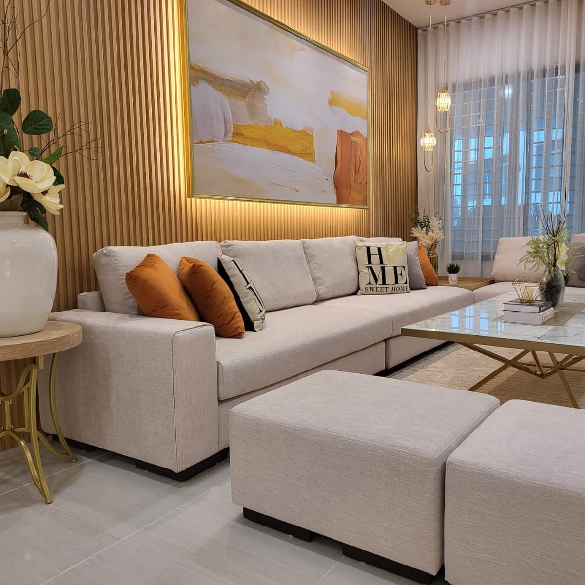 Contemporary 2-Storey Luxurious Townhouse — image 1
